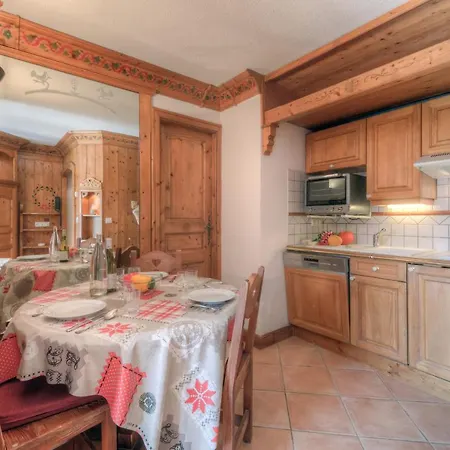 Sainte-foy-l'argentiere Sleeps 3 Pool *