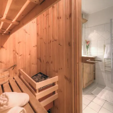 Sainte-foy-l'argentiere Sleeps 3 Pool