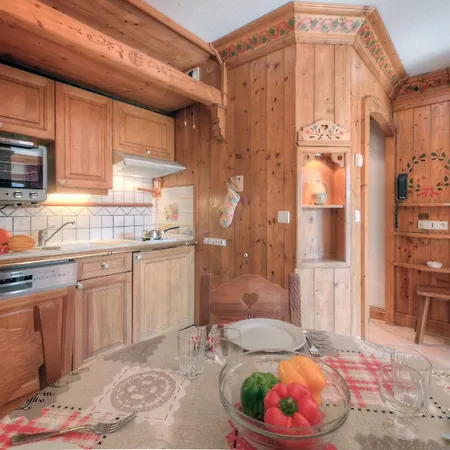 Sainte-foy-l'argentiere Sleeps 3 Pool Chamonix